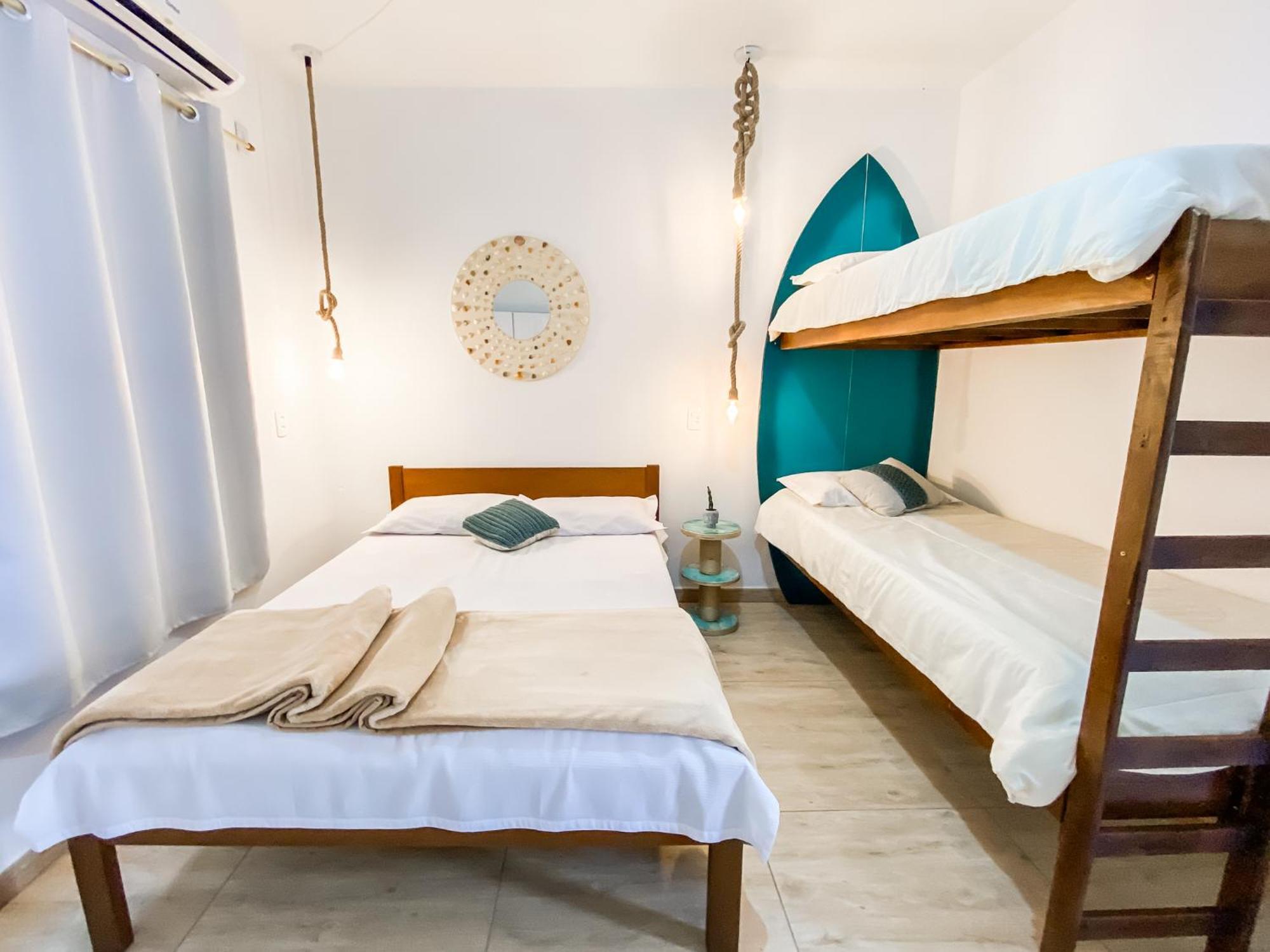 Babitonga Hostel - 100M Da Prainha Сан-Франсіску-ду-Сул Екстер'єр фото